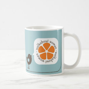 Walkover Woman zette een vogel op het Mok - Rt Han