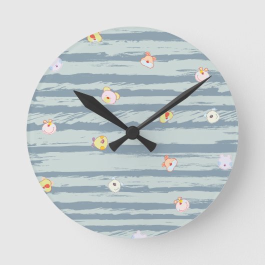 Wall Clock – Whimsy Faces Ronde Klok (Voorkant)