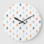 Wall Clock with Tiny Boats – Nautical Kids Room De Grote Klok (Voorkant)