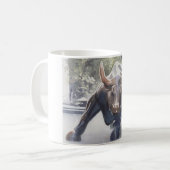 Wall Street Bull van Paul Jackson Koffiemok (Voorkant links)