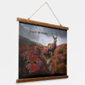 Wallace Stag in de Heather gepersonaliseerd Hangend Wandkleed (Gebogen)