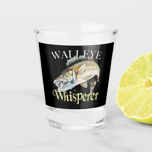 Walleye Whisperer Dark Shot Glas (Voorkant)