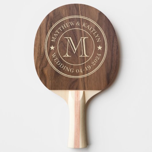 Walnut Wood Wedding Monogram Star Tafeltennisbatje (Voorkant)