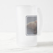 Walrus Frosted Beer Mok (Voorkant rechts)