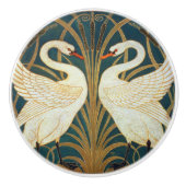 Walter Crane Swan, Rush en Iris Art Nouveau Keramische Knop (Voorkant)