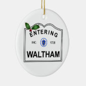 Waltham MA Keramisch Ornament (Rechts)