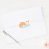 walvis en golven ronde sticker (Envelop)