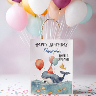 Walvis hebben een splash gepersonaliseerde jongens medium cadeauzakje