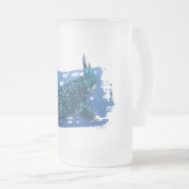 Walvishaai in de mok van diepgevroren bier (Voorkant rechts)