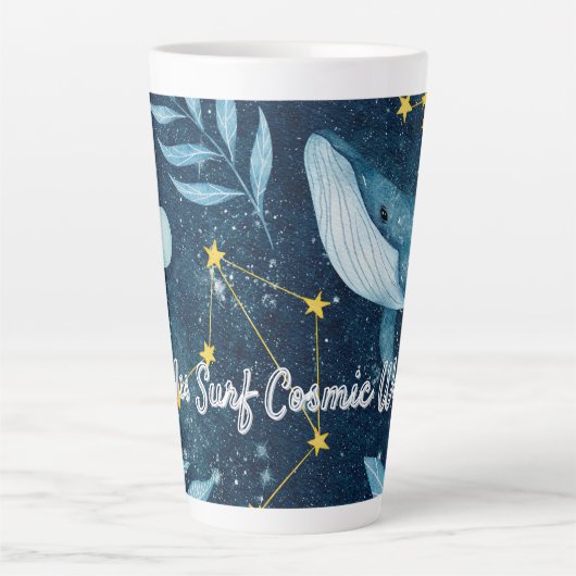 Walvissen Surfen op Kosmische Golven Blauwe Conste Latte Mok (Voorkant)