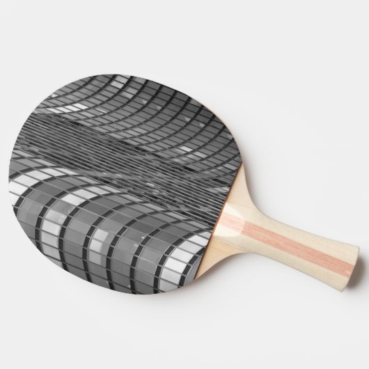 Wand van modern staal- en glasgordijn tafeltennisbatje (Zijkant)