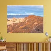 Wandelaars op Desert Mountain Canvas Afdruk (Insitu (Woonkamer))