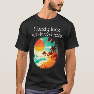 Wandelen bij Zee met zandtenen en zongezoende neus T-shirt