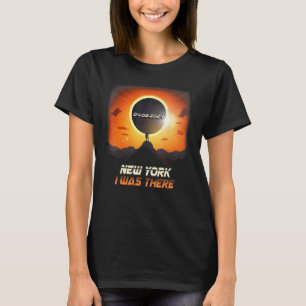 Wandelen Buitenshuis Totale Zonsverduistering 2024 T-shirt