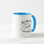 Wandelend in een winterland, kerstcadeau mok (Voorkant rechts)