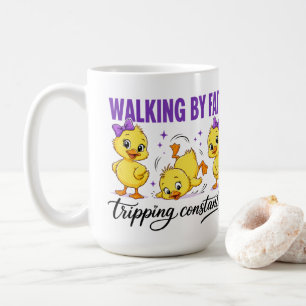 Wandelend op het geloof eenden koffiemok