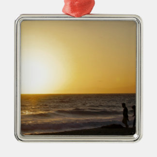 Wandelend op Sunset Metalen Ornament
