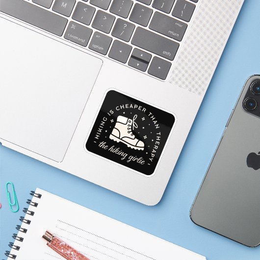 Wandelende wandelaar meisje grappige citaten hekse sticker (Laptop met iPhone)