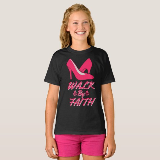 Wandeling door Geloof Heet Roze Bijbel Quote Meisj T-shirt (Voorkant volledig)