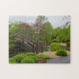 Wandeling in de tuin op een bewolkte dag legpuzzel
