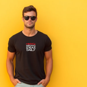 Wandelpad Hiken kampeer humor zwart rood T-shirt
