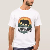 Wander Far Camp Hard Beer Camping Adventure Retro T-shirt (Voorkant)