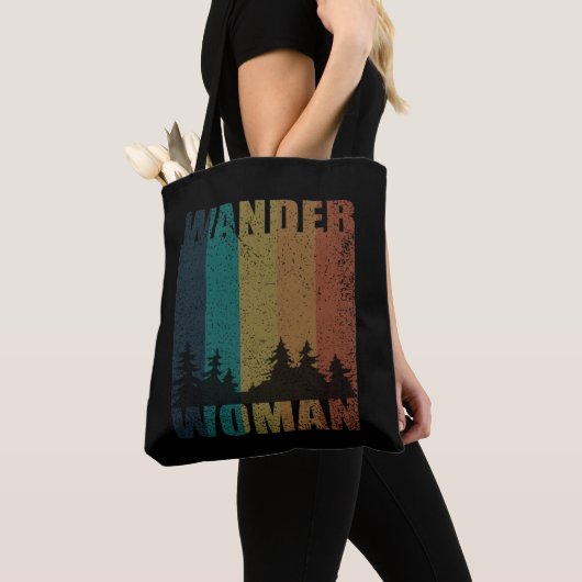 Wander vrouw wandelen camping  tote bag (Dichtbij)