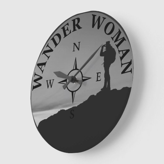 wander vrouw wandelend grote klok (Hoek)