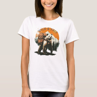 Wander Wild, Trek Free – Wandelen Beer T-Shirt