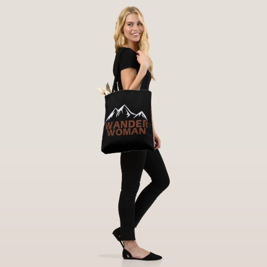 Wander Woman Wandelen Camping Tote Bag (Op model)