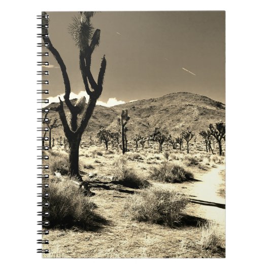 Wandering Desert in het Sepia Notitieboek (Voorkant)