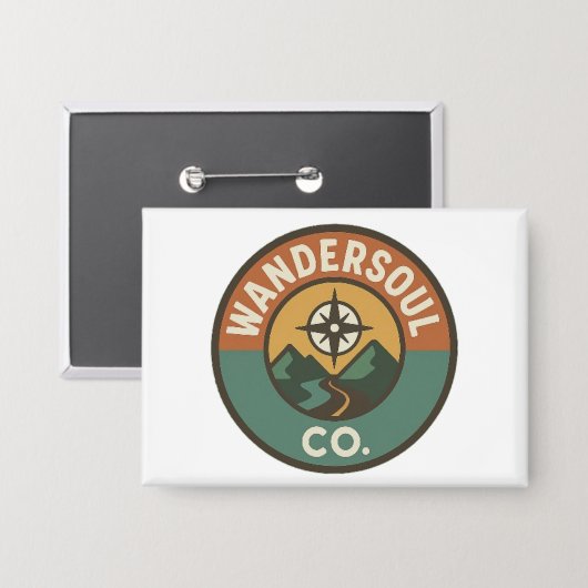 WanderSoul Co. – Retro Travel Logo Button (Voorkant / Achterkant)