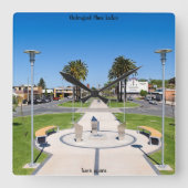 Wandklok 27.3cm vierkant acryl (Voorkant)