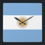 Wandklok met vlag Argentinië<br><div class="desc">Geweldige patriottische wandklok met vlag Argentinië. Dit product is aanpasbaar.</div>