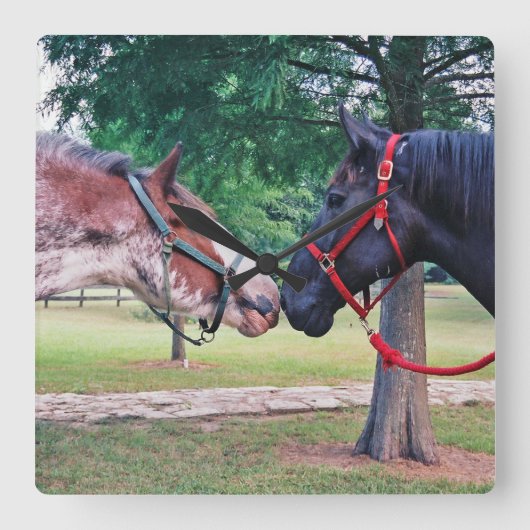 Wandklok voor ontwerppaarden (Voorkant)