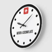 Wandklok Zwitsers Design Nooit een seconde te laat (Hoek)