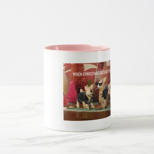 Wanneer de Versieringen van de Kerst Slechte mok m (Midden)