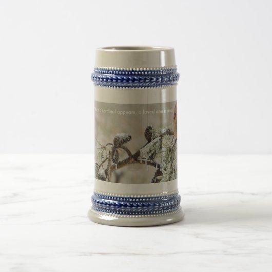 Wanneer een kardinaal verschijnt, is een geliefde  bierpul (Center)