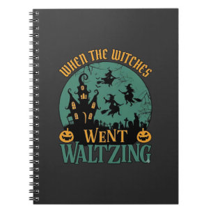 Wanneer Heksen Waltsten Huis van Halloween Notitieboek