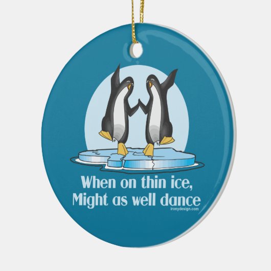 Wanneer op Thin Ice Pinguins Funny Design Keramisch Ornament (Links)