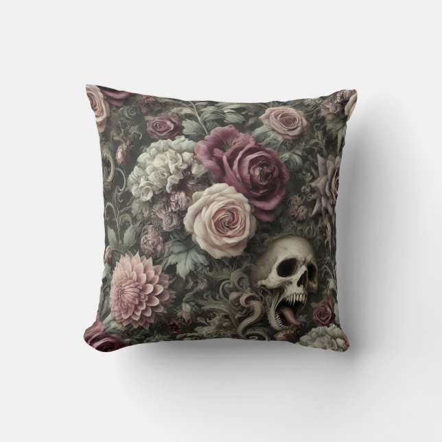 Wapen in de Rozen - Gothic Floral Skull Pillow Kussen (Voorkant)