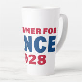 Wapeneigenaar voor Vance 2028 Latte Mok (Rechterhoek)