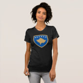 wapenschild van Kosovo T-shirt (Voorkant volledig)