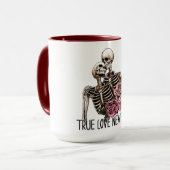 Ware liefde sterft nooit, skelet Valentijnsdag Mok (Voorkant links)