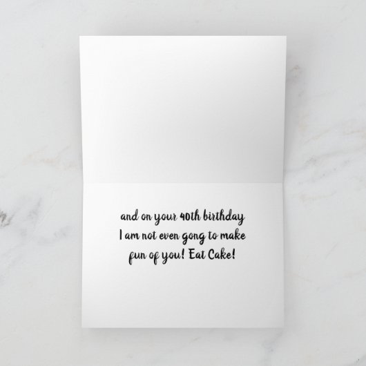 WARE VRIENDEN MET HUMOR "EET TAART" VERJAARDAG KAART (Binnen)