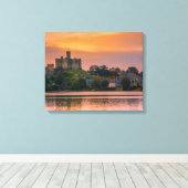 Warkworth Village en Castle bij zonsondergang Canvas Afdruk (Insitu (Houten vloer))