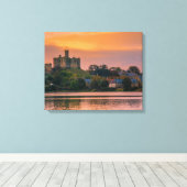Warkworth Village en Castle bij zonsondergang Canvas Afdruk (Insitu (Houten vloer))