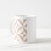 Warm Beige Geometric Deco Cube Patroon Koffiemok (Voorkant links)