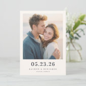Warm Beige Minimalistische Foto Save The Date (Staand voorkant)
