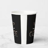 Warm bekertje met stoomkoffie papieren bekers (Links)